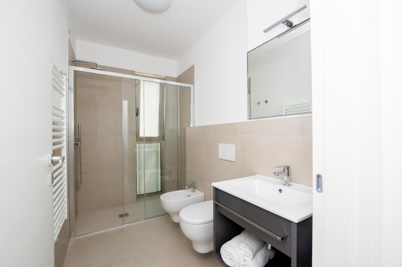 Ariston Teatro Luxury Aparthotel Grado Exteriör bild